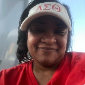 Meet your Posher, Tonya